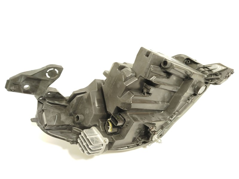 Recambio de faro izquierdo para opel corsa f (p2jo) 1.2 (68) referencia OEM IAM 9829522780  354261827