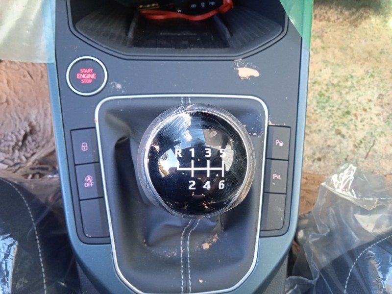 seat arona (kj7, kjp) del año 2024