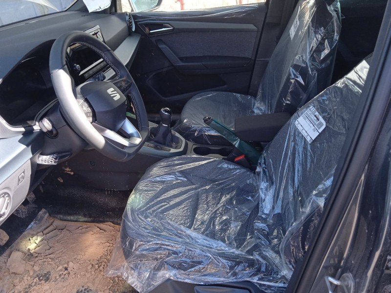 seat arona (kj7, kjp) del año 2024