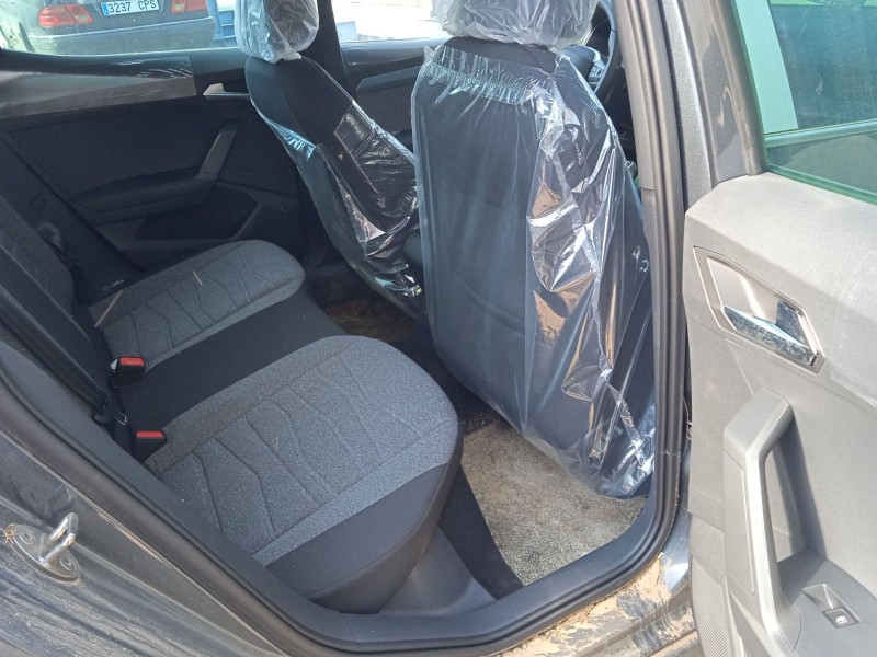 seat arona (kj7, kjp) del año 2024