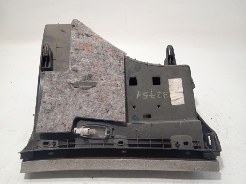 Recambio de guantera para mercedes-benz clase gla (w156) gla 200 cdi (156.908) referencia OEM IAM A1766800091  