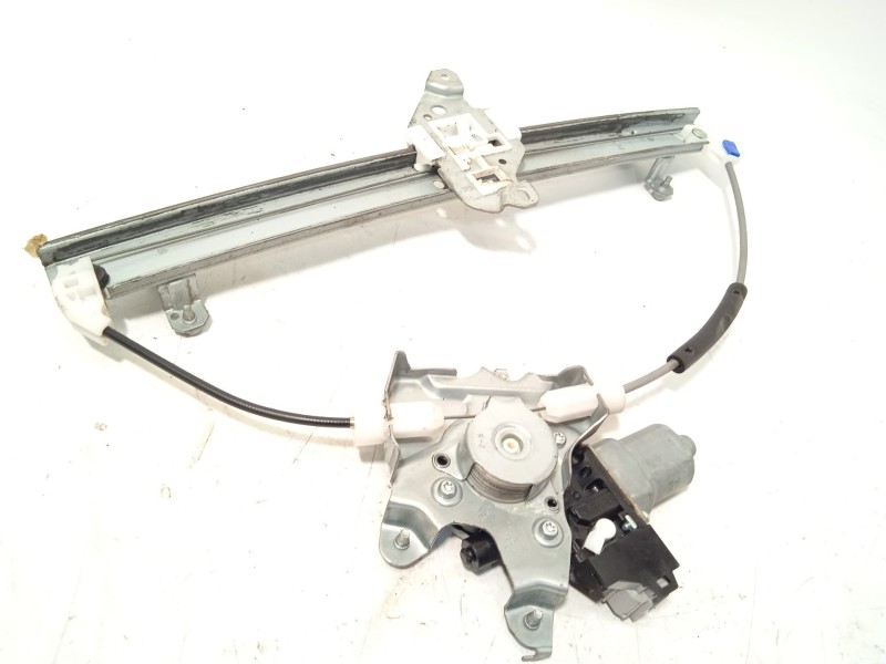 ELEVALUNAS DELANTERO DERECHO 80730JX30C 