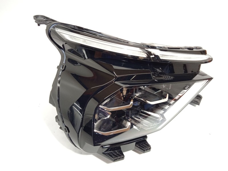 Recambio de faro derecho para citroën c4 iii 1.2 referencia OEM IAM 9830649280  73374698