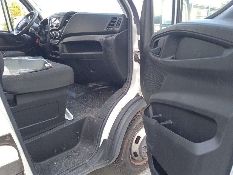 iveco daily vi furgoneta del año 2022