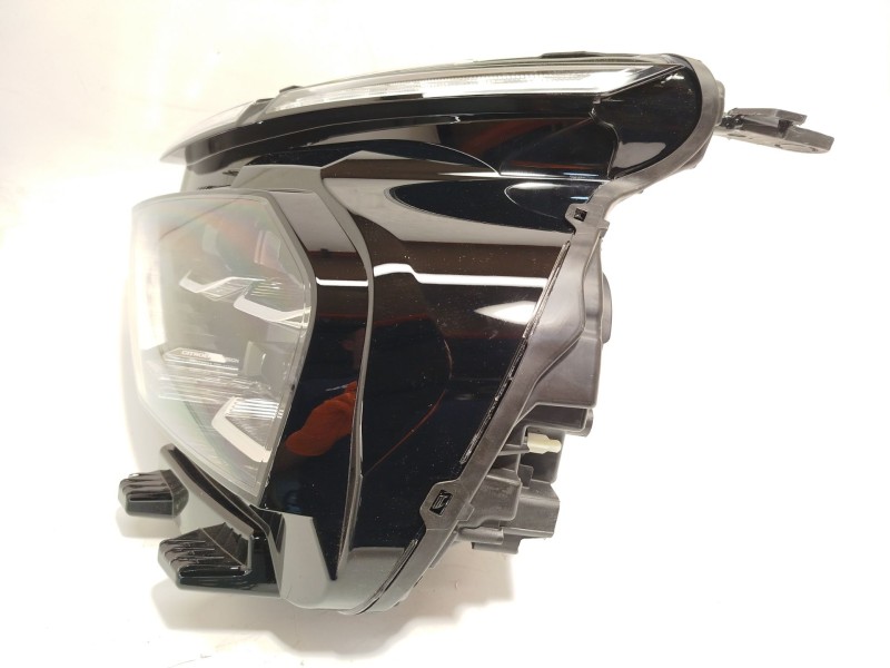 Recambio de faro izquierdo para citroën c4 iii 1.2 referencia OEM IAM 9830649480  73374697