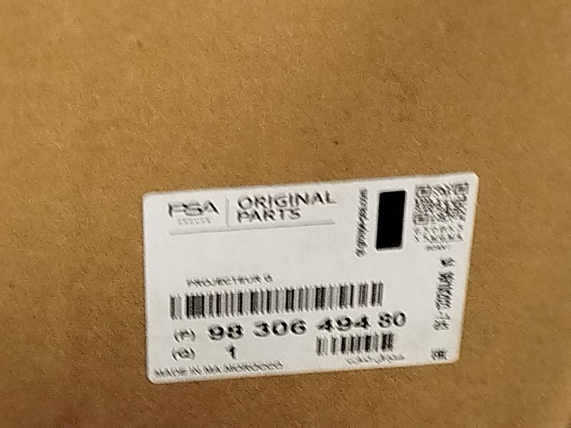 Recambio de faro izquierdo para citroën c4 iii 1.2 referencia OEM IAM 9830649480  73374697