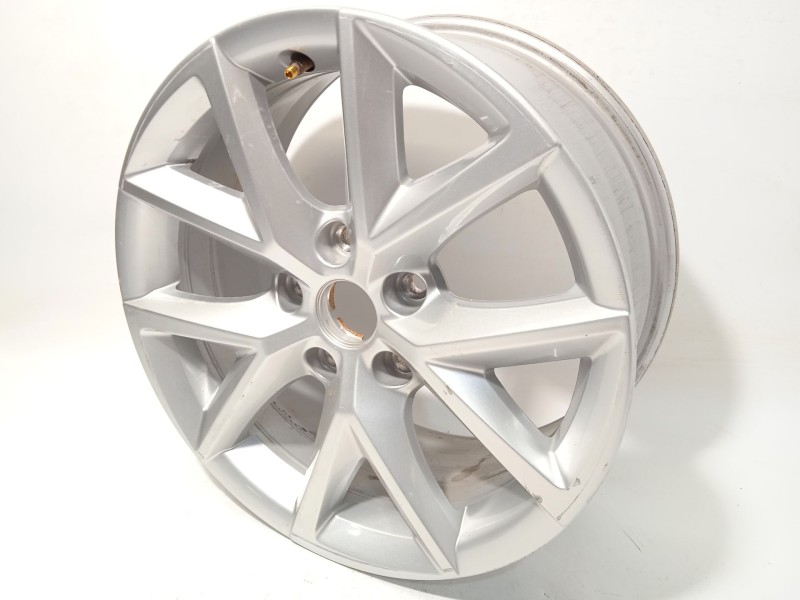 Recambio de llanta para seat leon (kl1, klg) 2.0 tdi referencia OEM IAM 5FA601025 5FA6010258Z8 