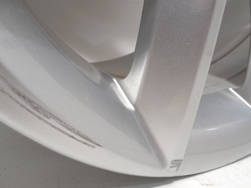 Recambio de llanta para seat leon (kl1, klg) 2.0 tdi referencia OEM IAM 5FA601025 5FA6010258Z8 