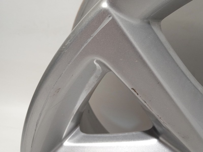 Recambio de llanta para seat leon (kl1, klg) 2.0 tdi referencia OEM IAM 5FA601025 5FA6010258Z8 