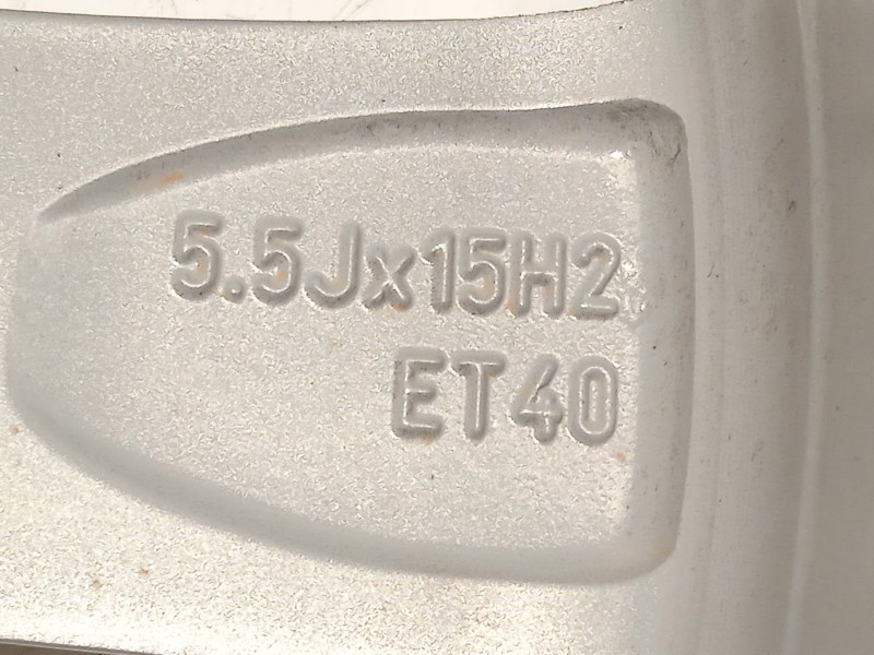 Recambio de llanta para seat ibiza v (kj1, kjg) 1.0 tsi referencia OEM IAM 6F0601025N 6F0601025G8Z8 