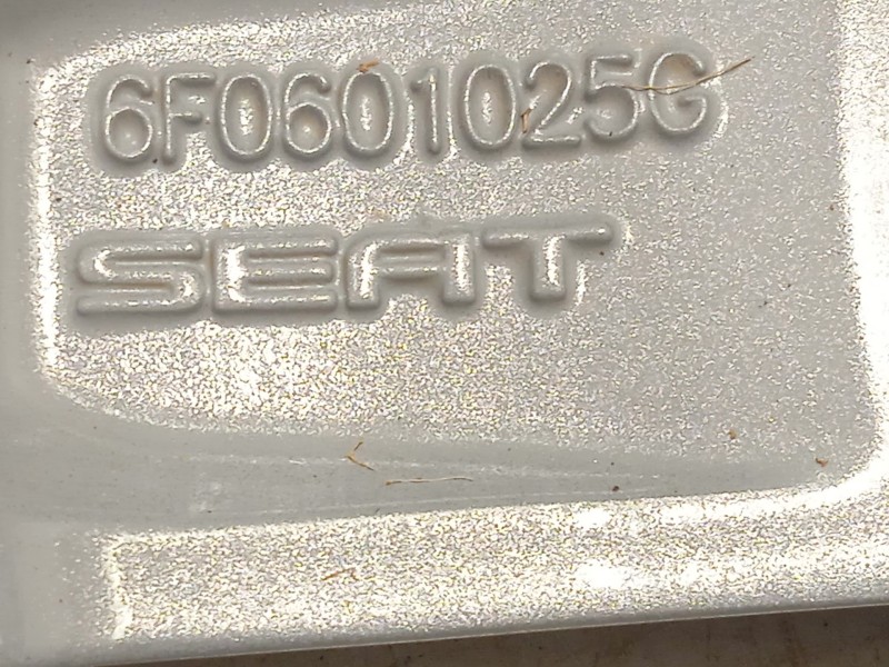 Recambio de llanta para seat ibiza v (kj1, kjg) 1.0 tsi referencia OEM IAM 6F0601025G 6F0601025G8Z8 