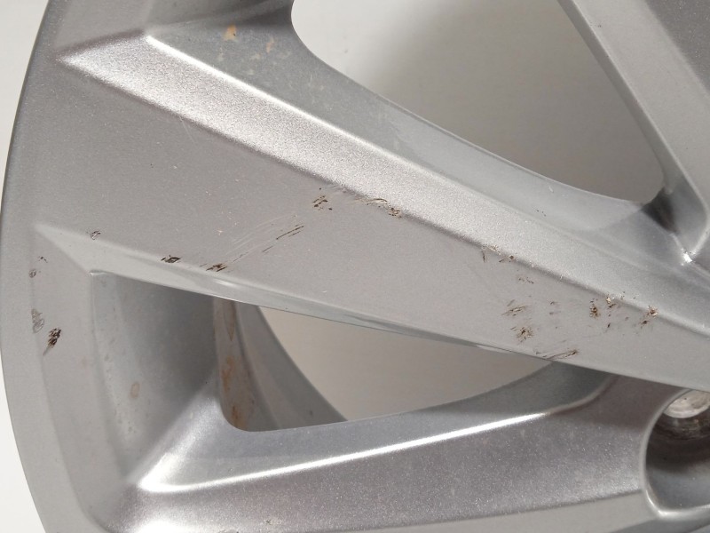 Recambio de llanta para seat ibiza v (kj1, kjg) 1.0 tsi referencia OEM IAM 6F0601025G 6F0601025G8Z8 