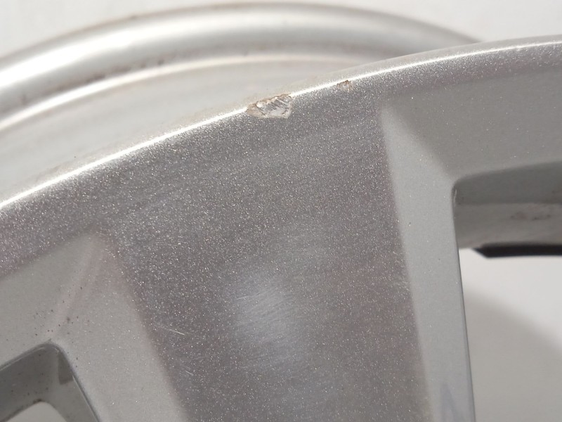 Recambio de llanta para seat ibiza v (kj1, kjg) 1.0 tsi referencia OEM IAM 6F0601025G 6F0601025G8Z8 