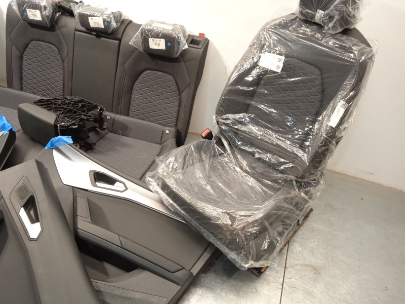 Recambio de juego asientos completo para seat leon (kl1, klg) 1.0 tsi referencia OEM IAM 5WA881106D 5G0885501GCA9 