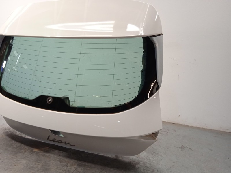 Recambio de porton trasero para seat leon (kl1, klg) 2.0 tdi referencia OEM IAM 5FA827023 5FA827933CGRU 