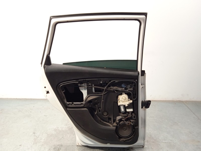 Recambio de puerta trasera izquierda para seat altea xl (5p5, 5p8) 1.6 tdi referencia OEM IAM 5P8833055  