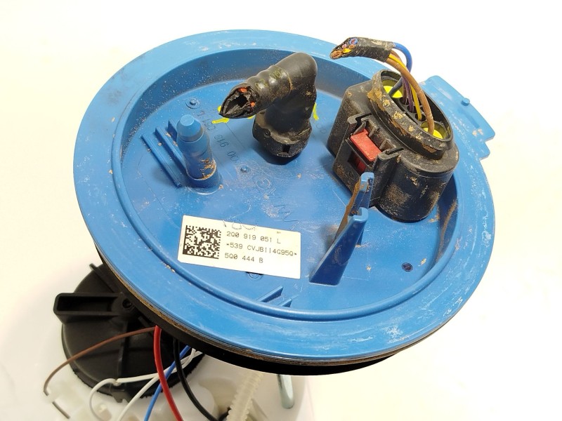 Recambio de bomba combustible para seat ibiza v (kj1, kjg) 1.0 tsi referencia OEM IAM 2Q0919051L  