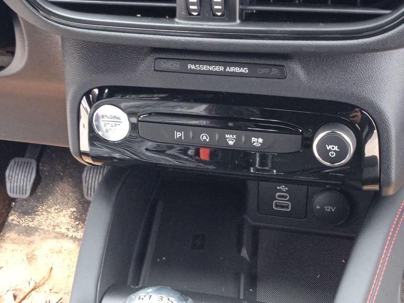 ford kuga iii (dfk) del año 2024