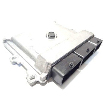 Recambio de centralita motor uce para dacia sandero 0.9 tce cat referencia OEM IAM 237102806R 237103008R V29030397