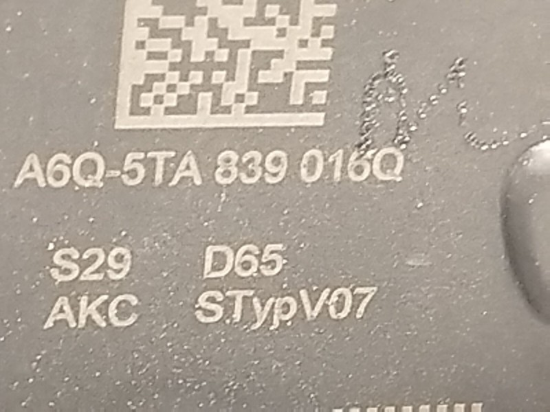 Recambio de cerradura puerta trasera derecha para seat leon (kl1, klg) 2.0 tdi referencia OEM IAM 5TA839016Q  