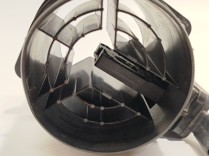 Recambio de caudalimetro para seat leon (kl1, klg) 2.0 tdi referencia OEM IAM 05L906461G  