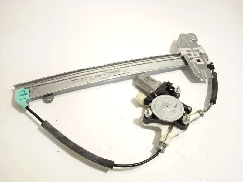 ELEVALUNAS DELANTERO DERECHO 824601W000 824021W010