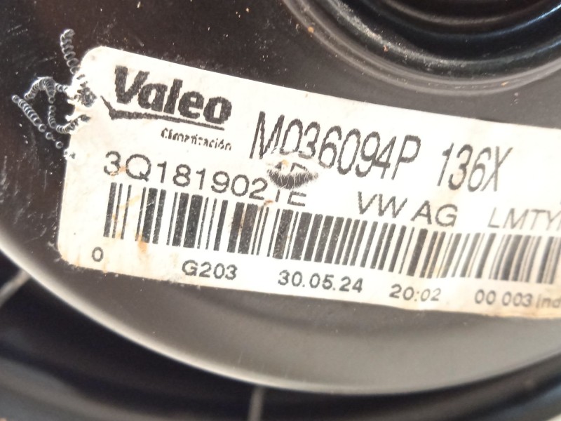 Recambio de motor calefaccion para seat leon (kl1, klg) 1.0 tsi referencia OEM IAM 3Q1819021E 5WA907521 