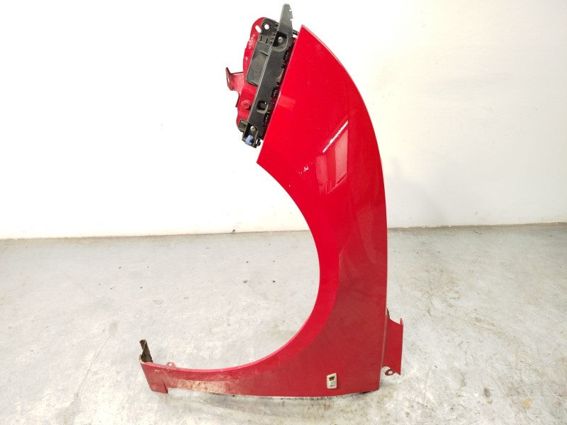 Recambio de aleta delantera izquierda para chevrolet cruze (j300) 2.0 cdi referencia OEM IAM 94560509  