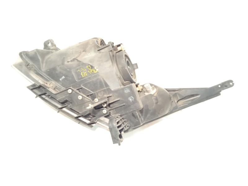 Recambio de faro derecho para chevrolet cruze (j300) 2.0 cdi referencia OEM IAM 96828235  