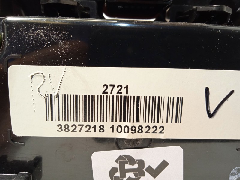 Recambio de mando climatizador para chevrolet cruze (j300) 2.0 cdi referencia OEM IAM 95017058 3827218 