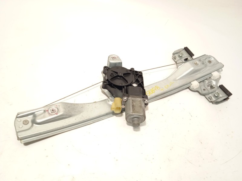 Recambio de elevalunas trasero derecho para chevrolet cruze (j300) 2.0 cdi referencia OEM IAM 95999490  