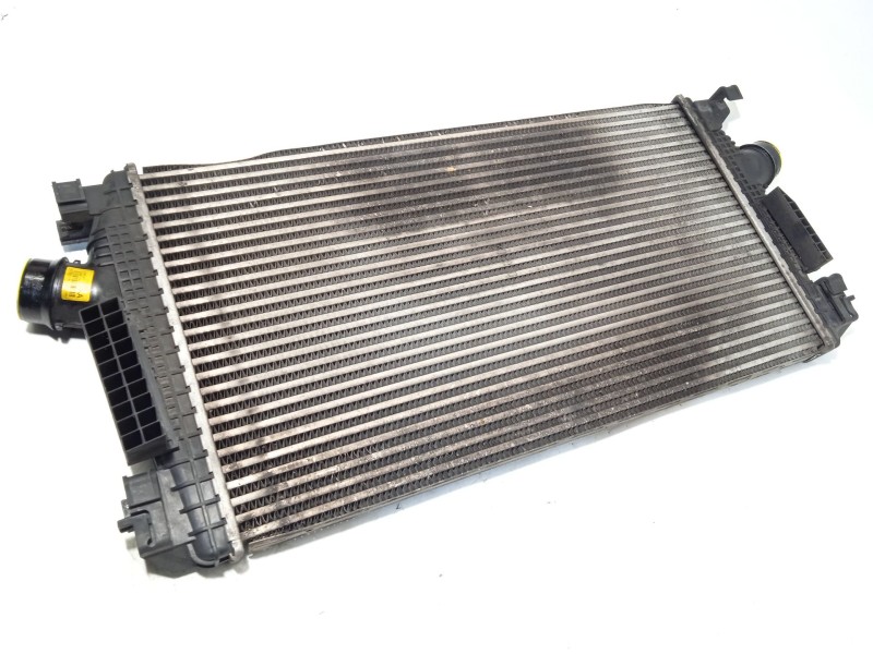 Recambio de intercooler para chevrolet cruze (j300) 2.0 cdi referencia OEM IAM 13267647  