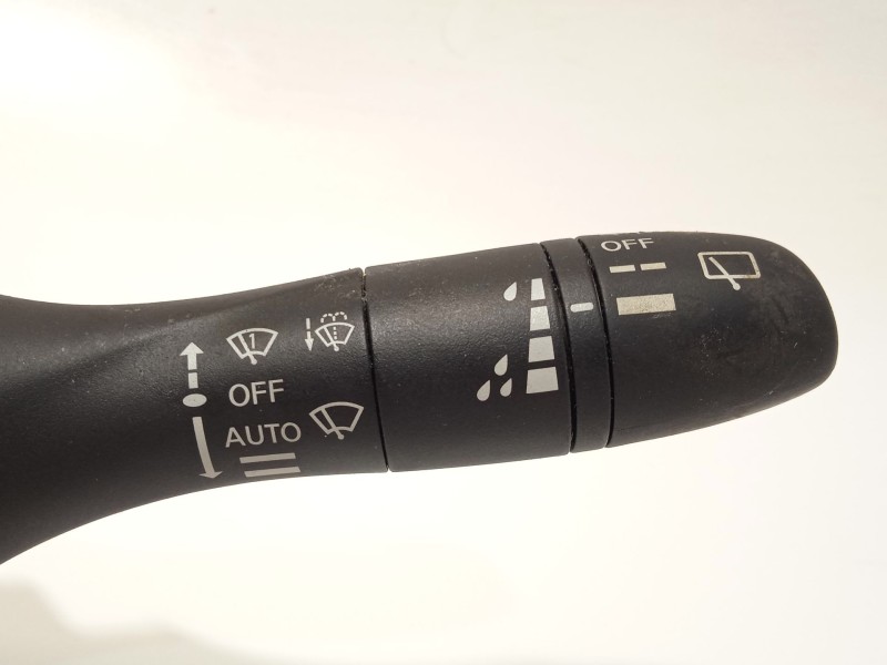 Recambio de mando intermitentes para nissan pulsar hatchback (c13) 1.5 dci referencia OEM IAM 255604EA2B  