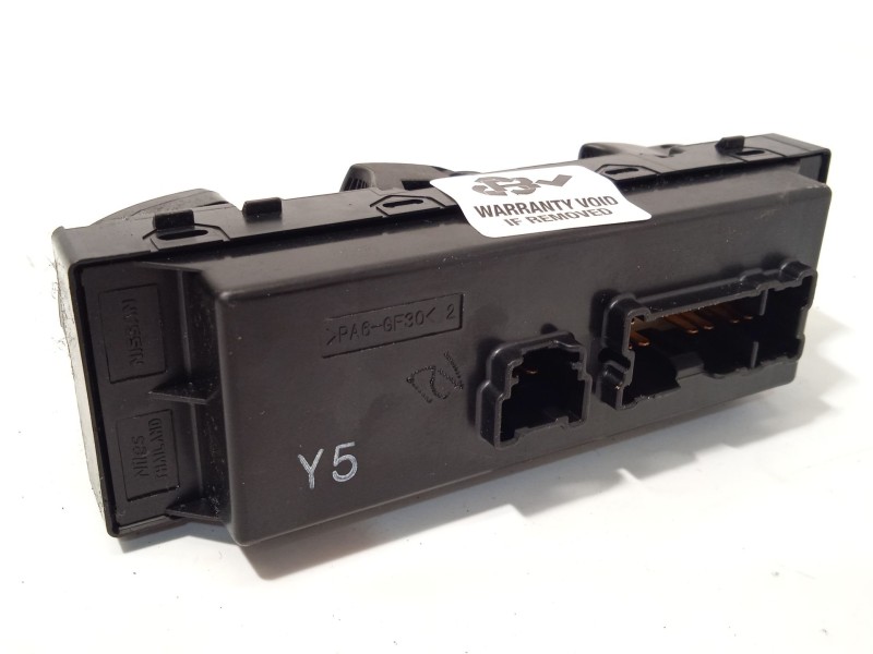 Recambio de mando elevalunas delantero izquierdo para nissan pulsar hatchback (c13) 1.5 dci referencia OEM IAM 254013ZL1A  