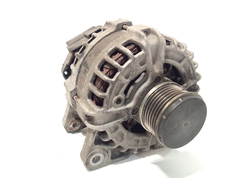 Recambio de alternador para nissan pulsar hatchback (c13) 1.5 dci referencia OEM IAM 231004EA0A  F000BL0825
