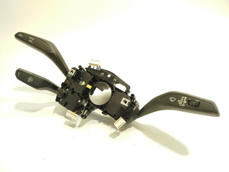 Recambio de mando intermitentes para audi a1 sportback (gba) 30 tfsi referencia OEM IAM 82A953521MN  