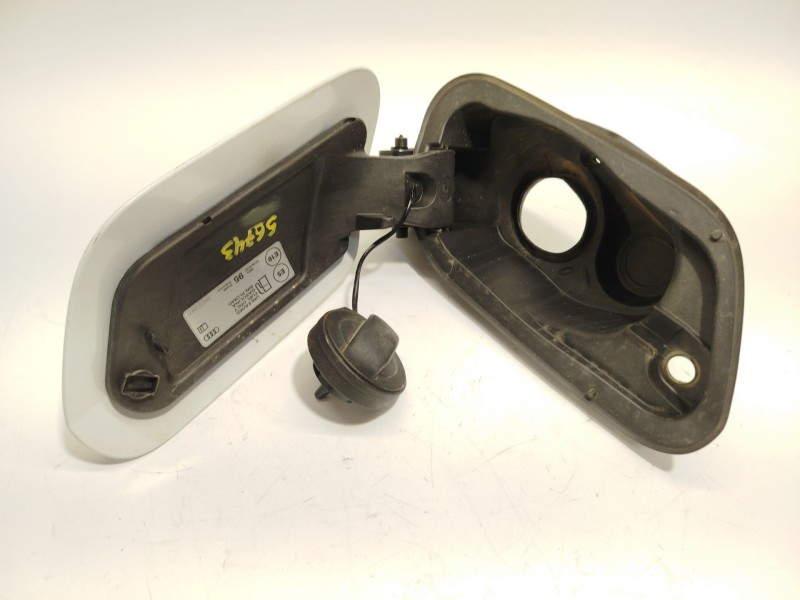 Recambio de tapa exterior combustible para audi a1 sportback (gba) 30 tfsi referencia OEM IAM 82A809906  