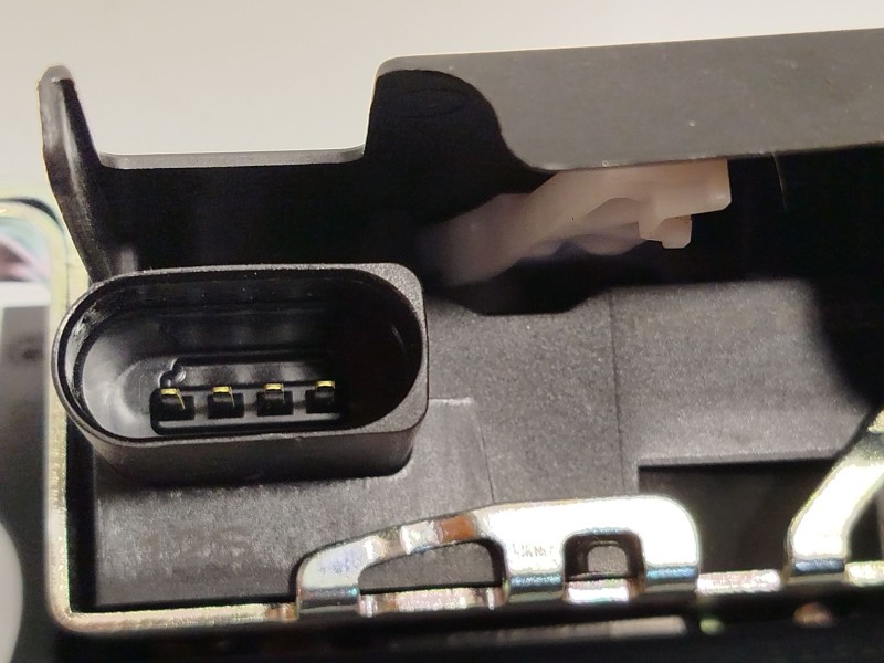 Recambio de cerradura maletero / porton para audi a1 sportback (gba) 30 tfsi referencia OEM IAM 2G6827505B 2G6827505B9B9 