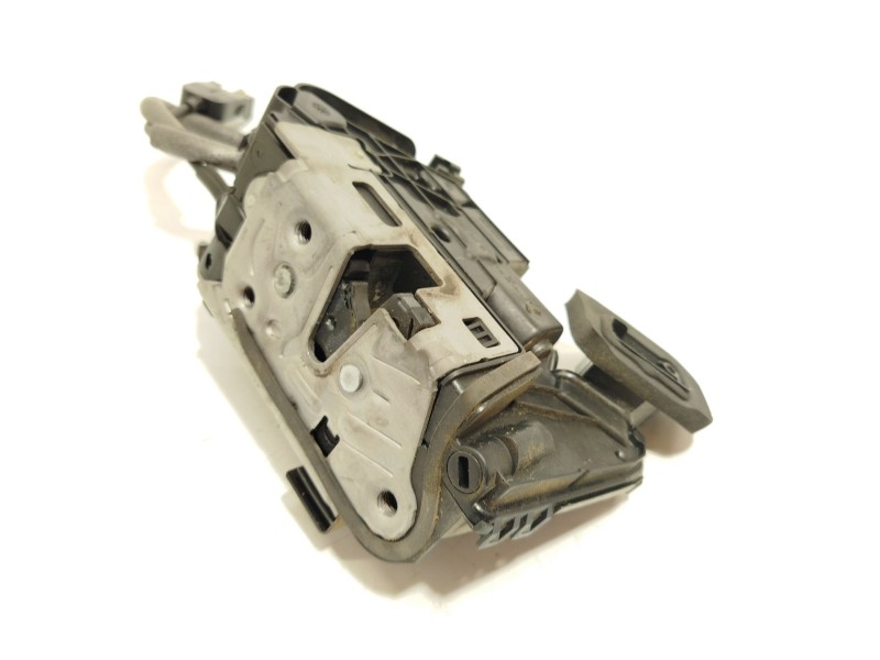 Recambio de cerradura puerta delantera derecha para audi a1 sportback (gba) 30 tfsi referencia OEM IAM 5TB837016E  
