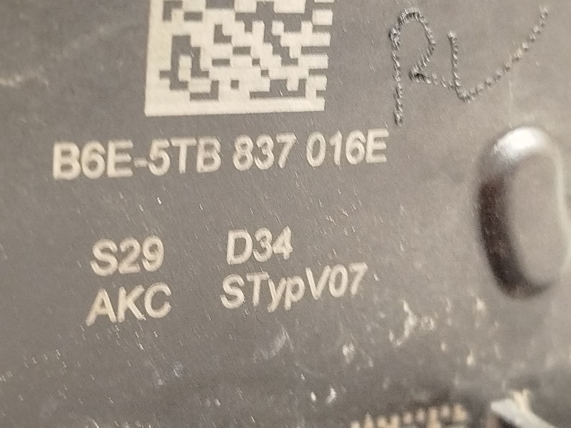 Recambio de cerradura puerta delantera derecha para audi a1 sportback (gba) 30 tfsi referencia OEM IAM 5TB837016E  