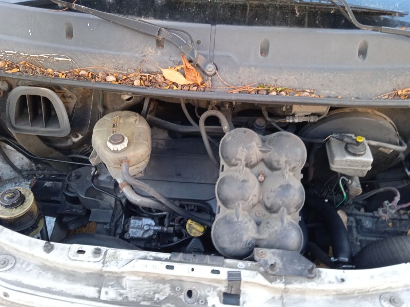 opel movano a furgoneta (x70) del año 2002