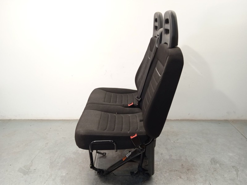 Recambio de asiento delantero derecho para iveco daily vi furgoneta 35s16, 35c16, 70c16 referencia OEM IAM 5802825447 8222001845