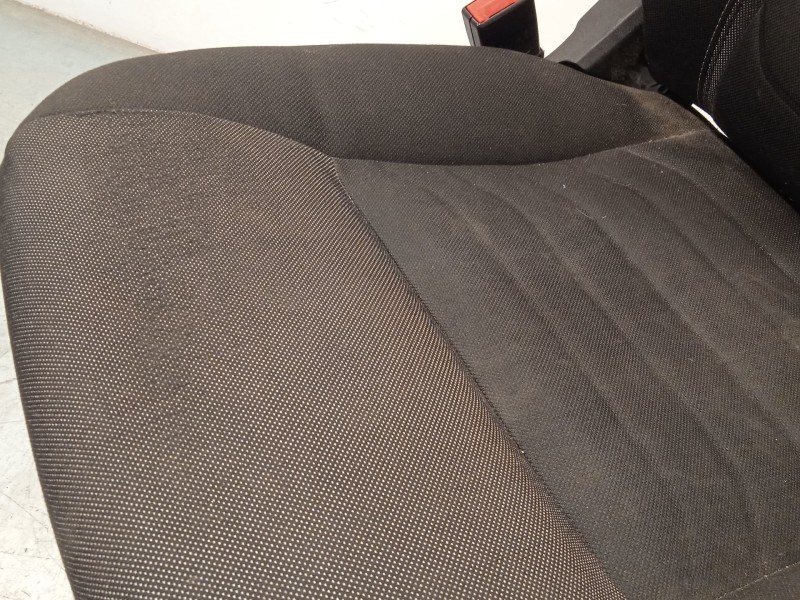Recambio de asiento delantero izquierdo para iveco daily vi furgoneta 35s16, 35c16, 70c16 referencia OEM IAM 5802971036 58028260