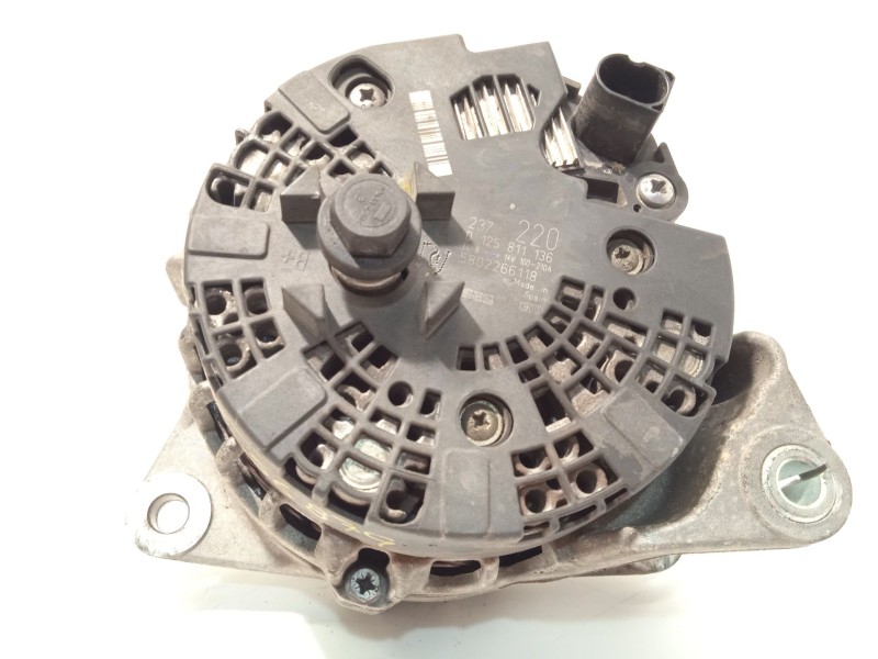 Recambio de alternador para iveco daily vi furgoneta 35s16, 35c16, 70c16 referencia OEM IAM 5802266118  0125811136