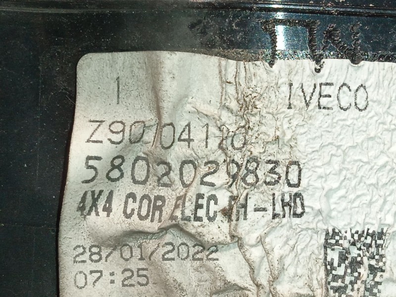 Recambio de retrovisor derecho para iveco daily vi furgoneta 35s16, 35c16, 70c16 referencia OEM IAM 5802029830  