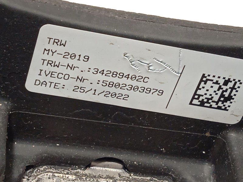 Recambio de volante para iveco daily vi furgoneta 35s16, 35c16, 70c16 referencia OEM IAM 5802303979  