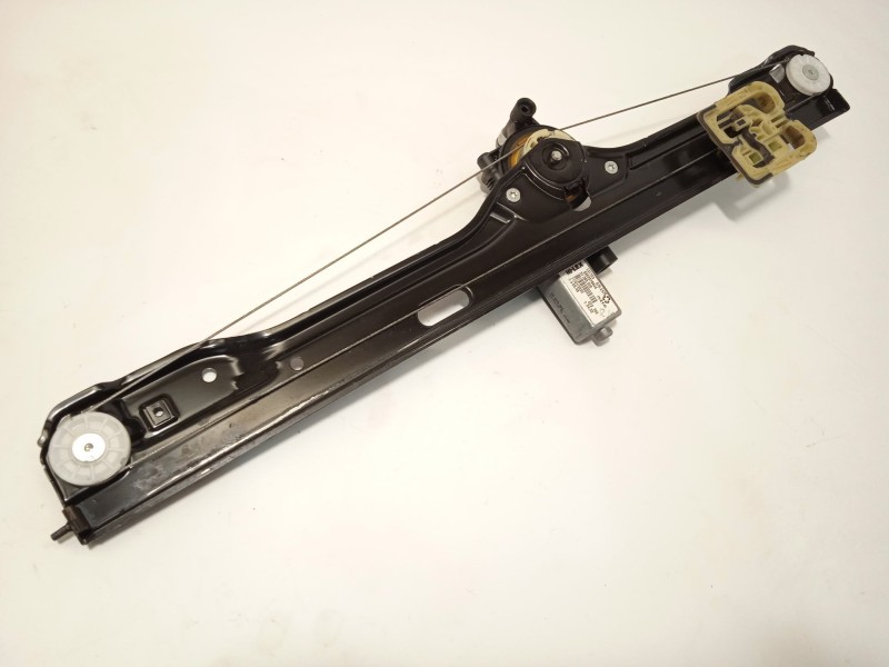 Recambio de elevalunas delantero derecho para iveco daily vi furgoneta 35s16, 35c16, 70c16 referencia OEM IAM 5802578844  