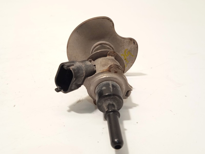 Recambio de inyector para iveco daily vi furgoneta 35s16, 35c16, 70c16 referencia OEM IAM 5802414846  0444021067