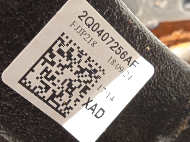 Recambio de mangueta delantera derecha para seat ibiza v (kj1, kjg) 1.0 tsi referencia OEM IAM 2Q0407256AF  