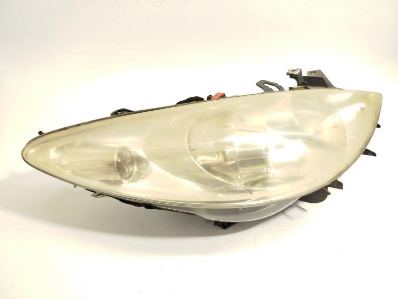 Recambio de faro derecho para peugeot 307 break (3e) 1.6 hdi 110 referencia OEM IAM 9681832280 620686 